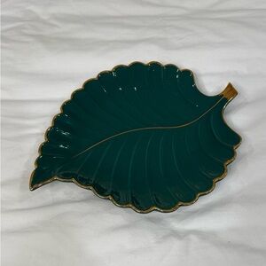Leaf-Shaped Jewelry Tray - Green / Gold
